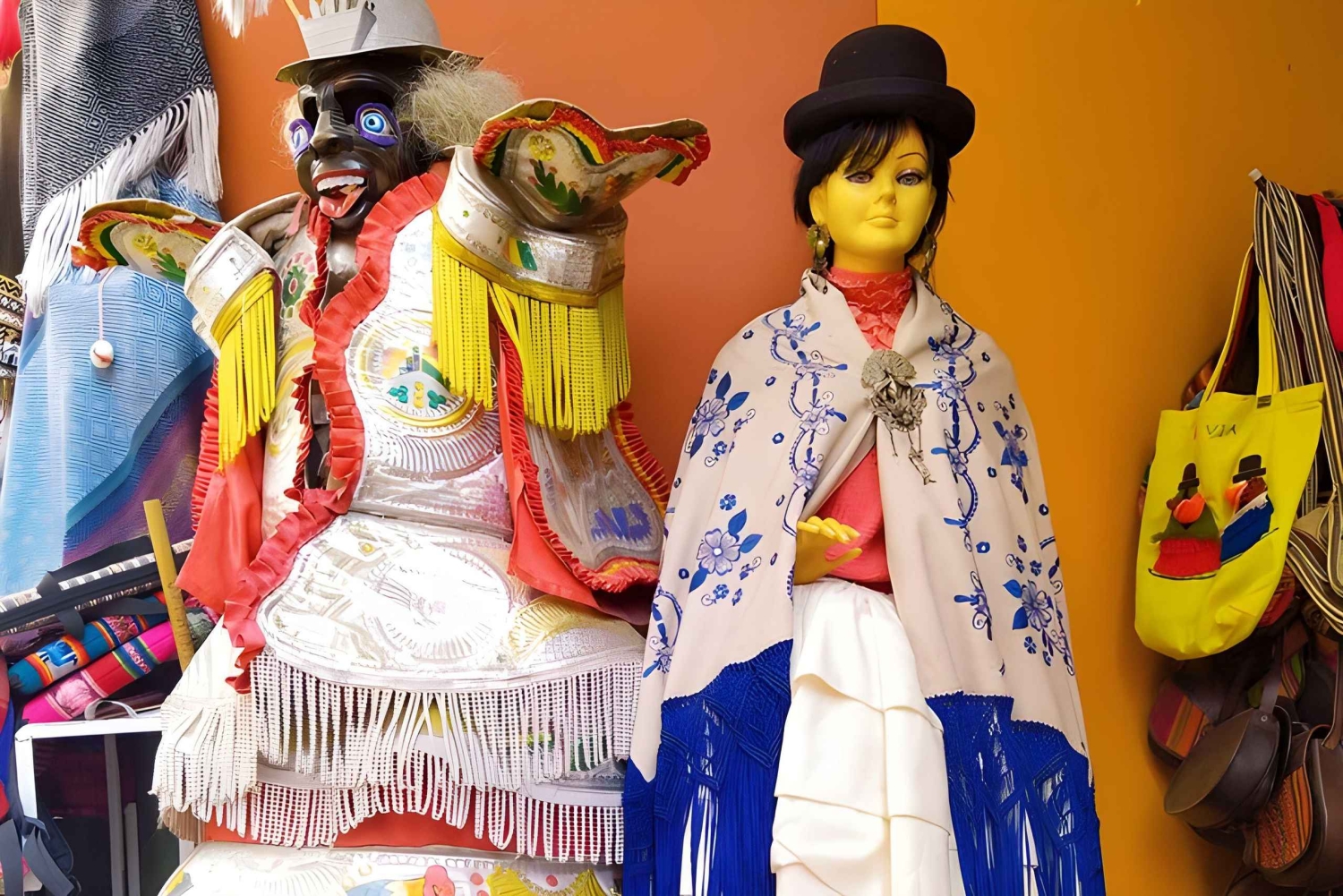 La Paz: Tour privado de la ciudad Teleféricos del Valle de la Luna COCHE PRIVADO