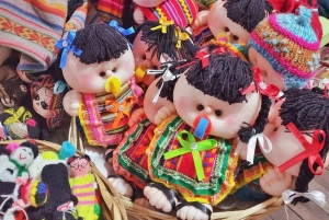 La Paz: Tour privado de la ciudad Teleféricos del Valle de la Luna COCHE PRIVADO