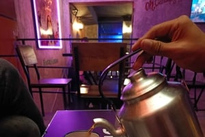 La Paz: Street Food Stories and Soul Tour at Night