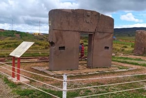 La Paz, Tiahuanaco delt omvisning med guide