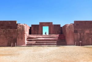 La Paz: privétour Tiwanaku en Puma Punku met lunch