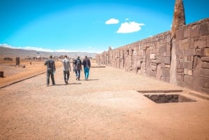 La Paz: visite privée de Tiwanaku et Puma Punku avec déjeuner