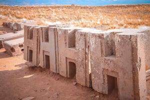 La Paz: visite privée de Tiwanaku et Puma Punku avec déjeuner