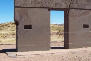 La Paz: Tiwanaku Archäologische Stätte Geführte Tour 1-Tag