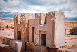 La Paz: Delt omvisning i Tiwanaku med lunsj + guide