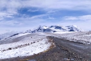 LA PAZ : VISITE GUIDÉE CHACALTAYA + VALLÉE DE LA LUNE