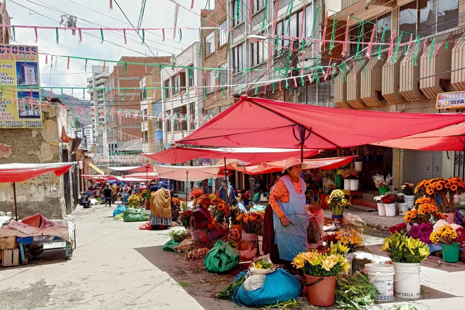La Paz: Urban Enigma Walking Tour
