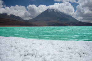 La Paz: Uyuni Salt Flat og Incahuasi Island |5 dage| med bus