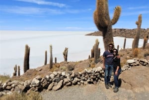 La Paz: Uyuni Salt Flats & Isla Incahuasi 5 päivän bussikiertomatka
