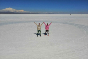 La Paz: Uyuni finalizando en Atacama Chile en autobús.