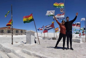 La Paz: Uyuni tour ending in Atacama Chile by bus.
