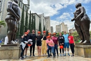 Medellín: Ride an E-Bike Like a Local with Snack Included