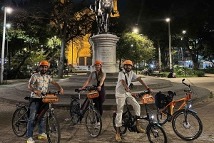 Medellín: Ride an E-Bike Like a Local with Snack Included