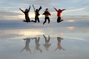 Night of Stars and Sunrise in Uyuni | private tour |