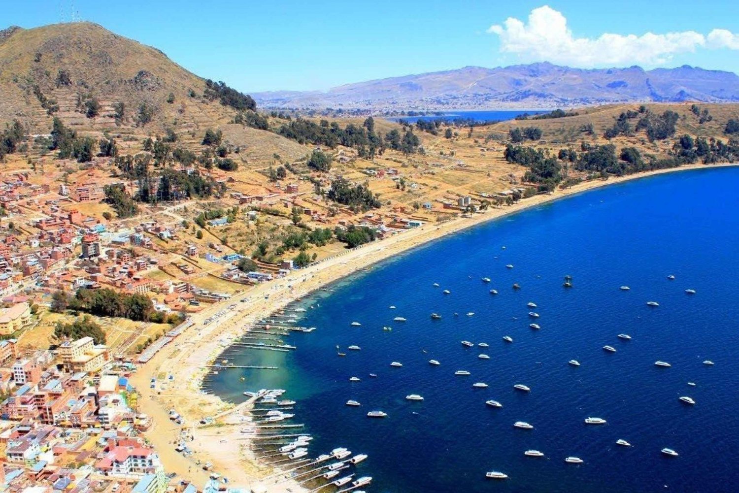 Escursione di un giorno al Lago Titicaca e a Copacabana con pranzo