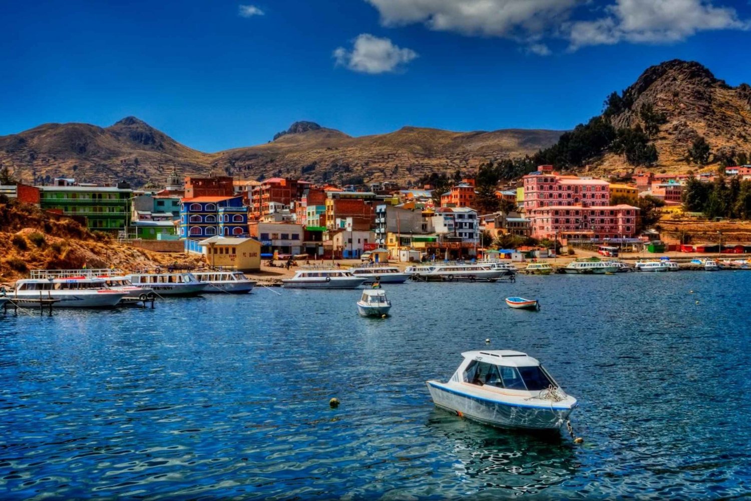 Excursión de un día al Lago Titicaca y Copacabana con almuerzo