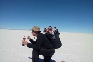 Oneway to the Uyuni Salt Flat and the Colored Lagoons