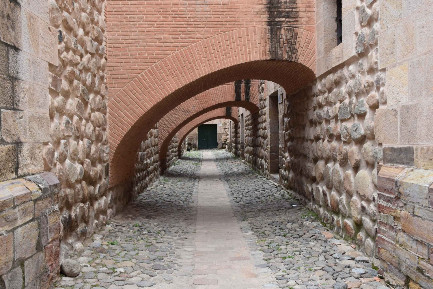 Potosí: Cerro Rico Mine and City Tour Guided Combo