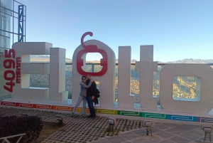 Tour privado de la ciudad con teleférico y visita al Valle de la Luna