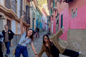 Tour privado de la ciudad con teleférico y visita al Valle de la Luna