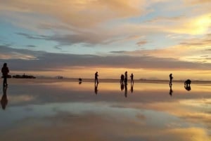 Privat service | Uyuni Salt Flat (solnedgang og stjerneklar nat)