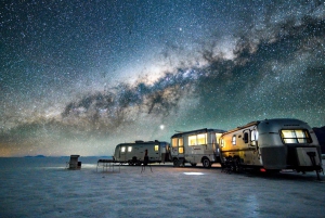 Privat: Solnedgång och stjärnljus i Uyuni.