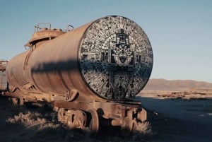 Private tour of the train cemetery from Uyuni