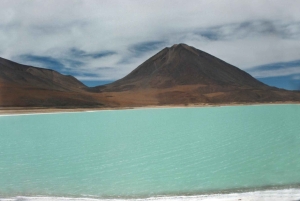 PRIVAT TUR: UYUNI SALT FLAT 2 NETTER 3 DAGER MED HOTELL