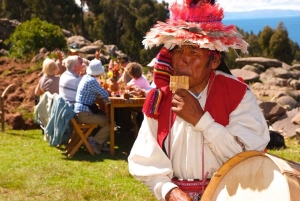 Puno: 2 päivän retki Titicaca-järvelle - Uros, Amantani & Taquile