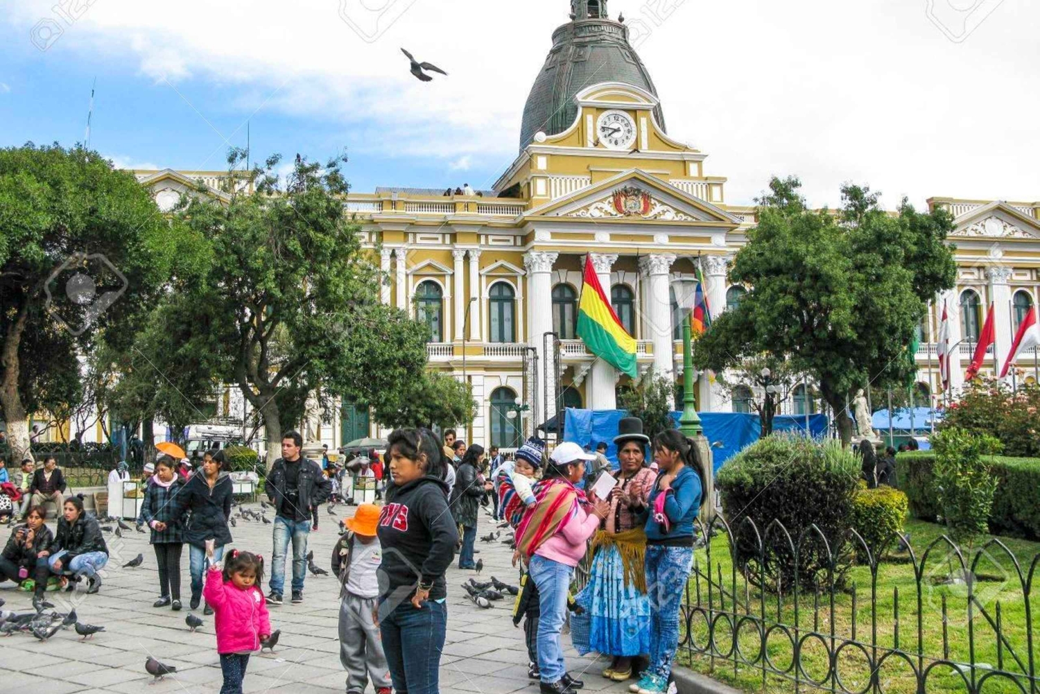 Puno: Udflugt til La Paz og saltsletterne i Uyuni 3D/2N
