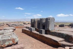 Puno: Full Day Quechua Route + Tinajani Canyon + Spanish/English Tour Guide