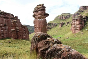 Puno: Full Day Quechua Route + Tinajani Canyon + Spanish/English Tour Guide