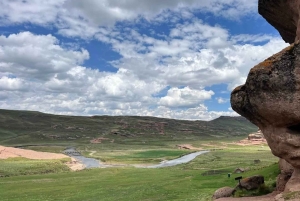 Puno: Full Day Quechua Route + Tinajani Canyon + Spanish/English Tour Guide