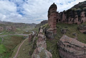 Puno: Full Day Quechua Route + Tinajani Canyon + Spanish/English Tour Guide