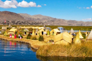 Puno: Excursão de 1 dia ao Lago Titicaca, Uros e Taquile