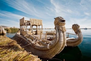 Puno: Excursão de 1 dia ao Lago Titicaca, Uros e Taquile