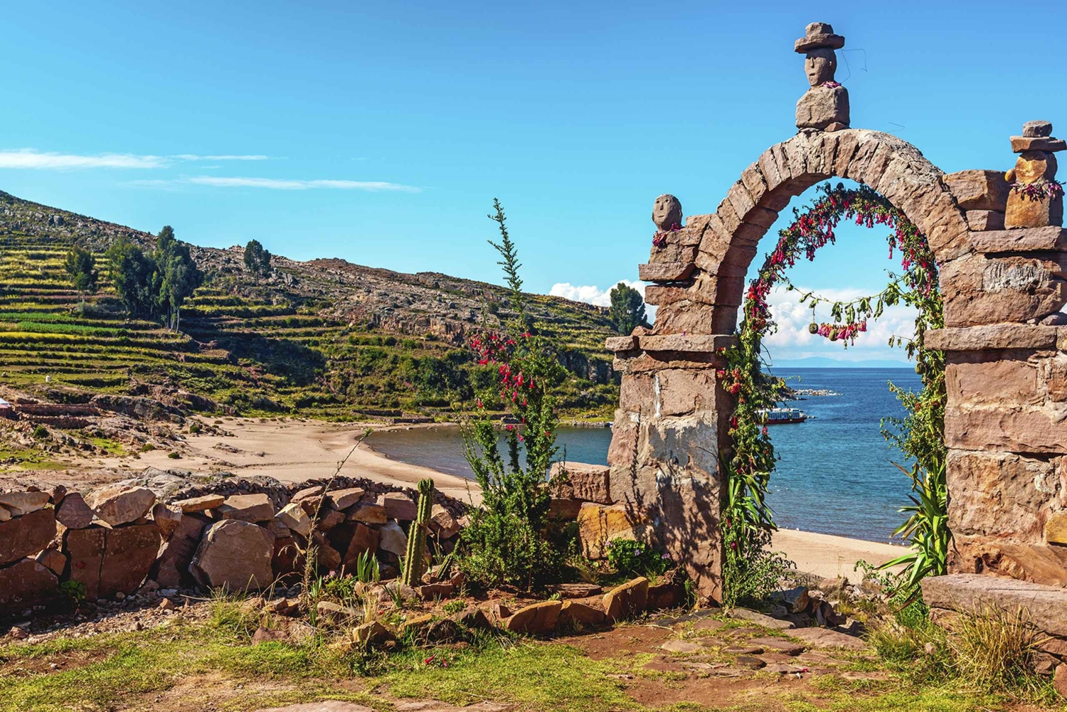 Puno: tour en barco por el lago Titicaca, los uros y Taquile