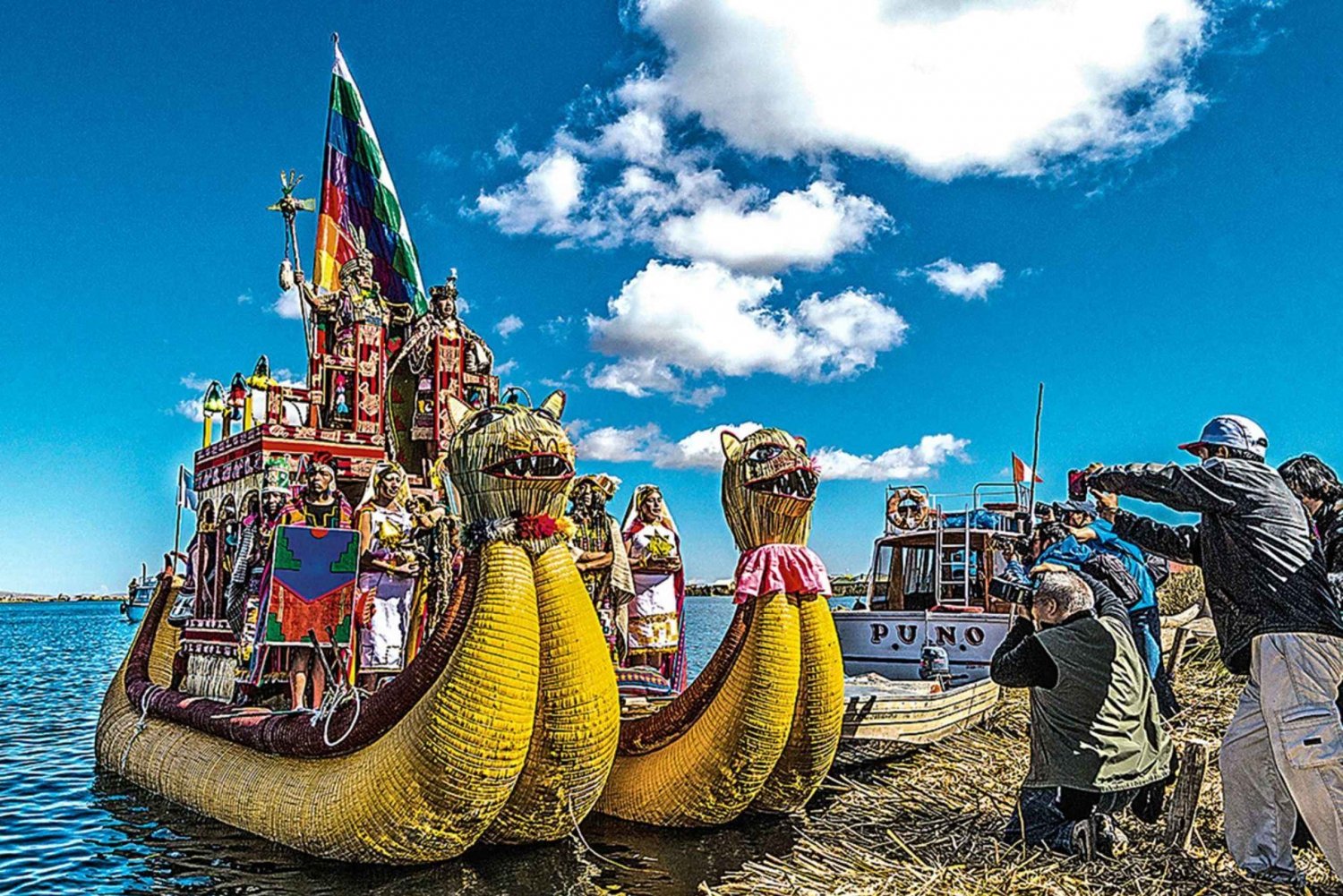 Puno: Excursión de día completo a los Uros y las Islas Taquile con almuerzo