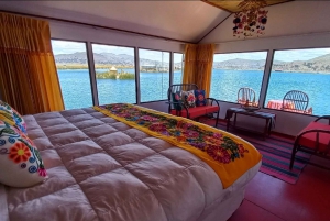 Puno:Uros Floating Islands Tour and Overnight Lodge Stay