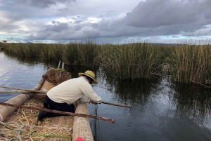 Puno:Uros Floating Islands Tour and Overnight Lodge Stay