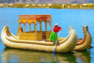 Ab Puno: Ganztagestour Uros & Taquile Island mit Mittagessen