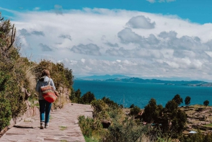 Puno |Uros - Taquile - Amantani excursão de 2 dias Tudo incluído