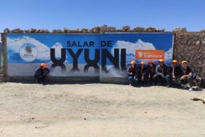 Salar De Uyuni (3 dagar) spansktalande guide