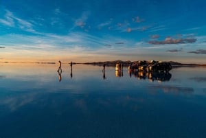 Salar de Uyuni Sunset and Night of Stars |Private Service|