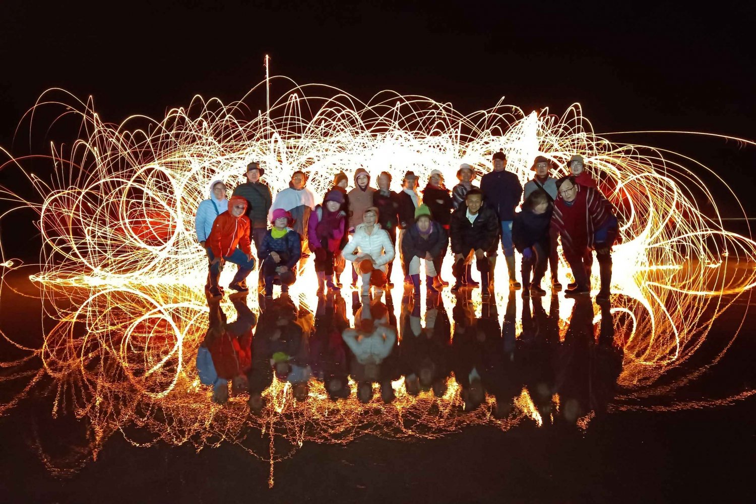 Salar de Uyuni: Sunset and stars with local operator