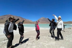 San Pedro de Atacama : 3 jours d'excursion dans les plaines salées d'Uyuni