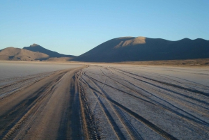 San Pedro de Atacama: Salar Uyuni - Sajama - La Paz. 5 DAGAR/4 NÄTTER