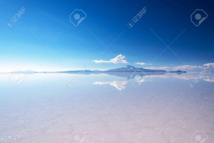 Sesongbasert tur: Soloppgang med refleksjoner i vannet, Salar