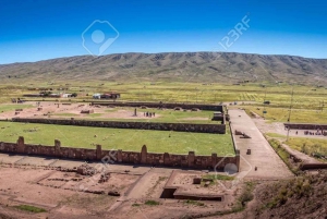 Tour guiado compartilhado nas ruínas de Tiwanaku