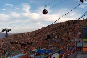 Smells like La Paz spirit + Non-aesthetic walking tour